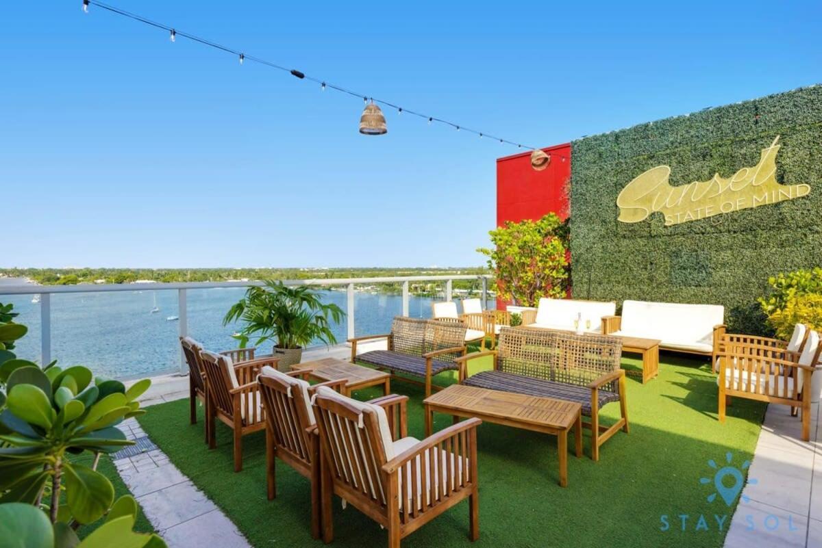 Rooftop Pool - Hollywood Beach Boardwalk Exterior photo